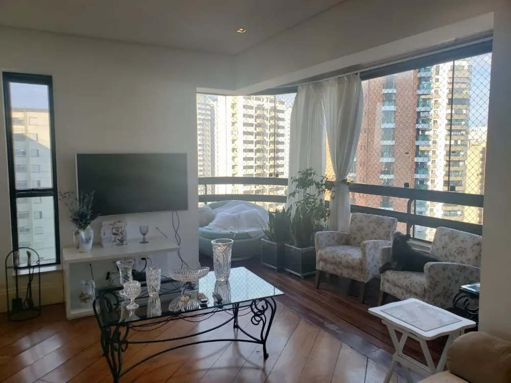 Apartamento, 3 quartos, 168 m² - Foto 1