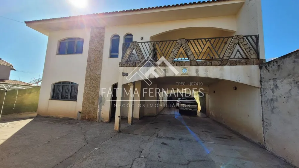 Sobrado, 4 quartos, 326 m² - Foto 1