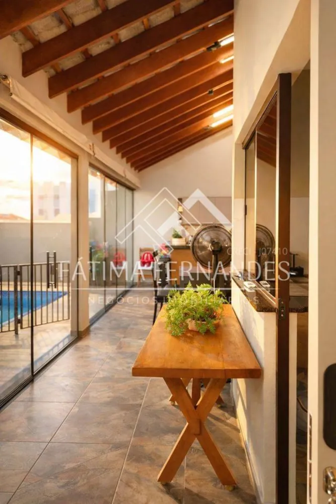 Casa, 3 quartos, 205 m² - Foto 6