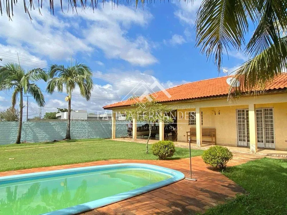 Chácara, 2 quartos, 831 m² - Foto 1
