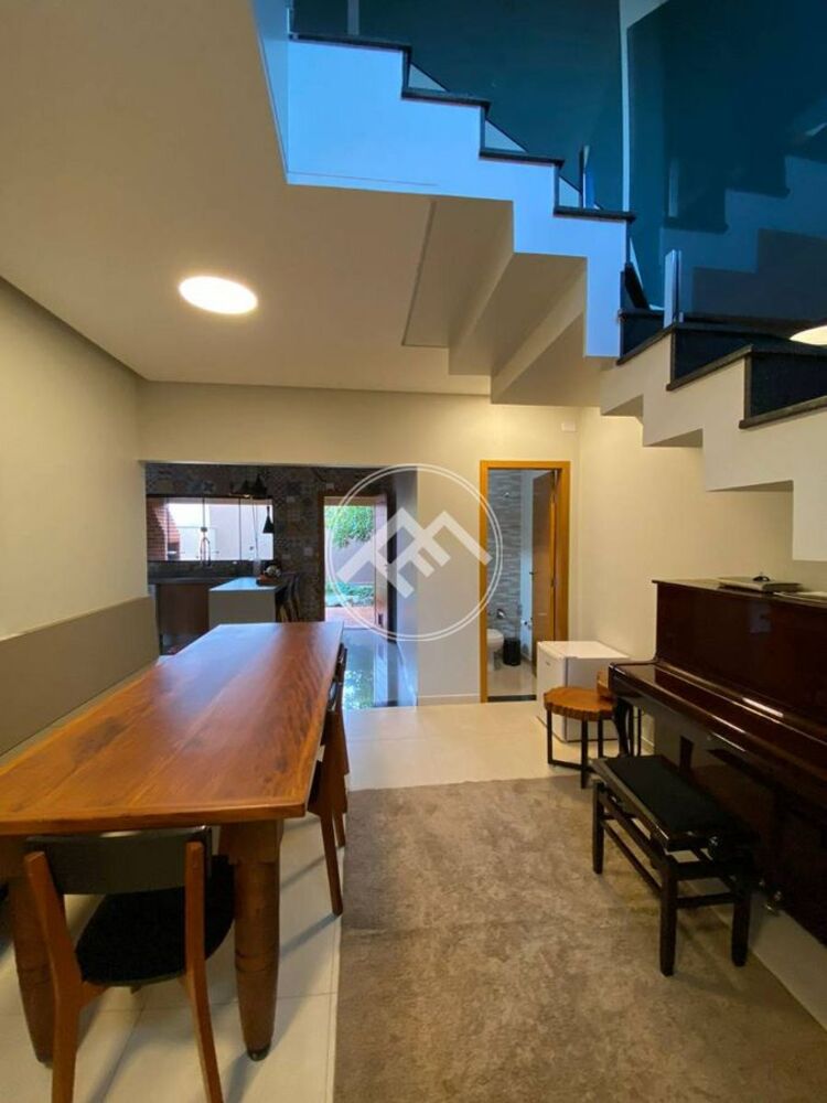 Casa à venda com 2 quartos, 123m² - Foto 3