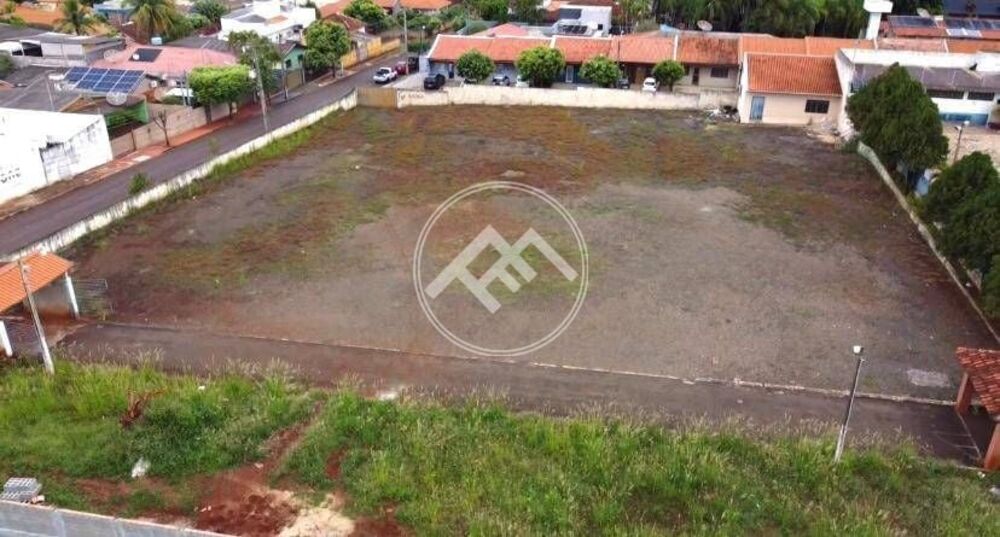 Terreno à venda, 322m² - Foto 1