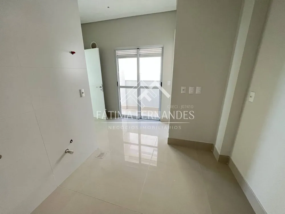 Apartamento, 4 quartos, 240 m² - Foto 1