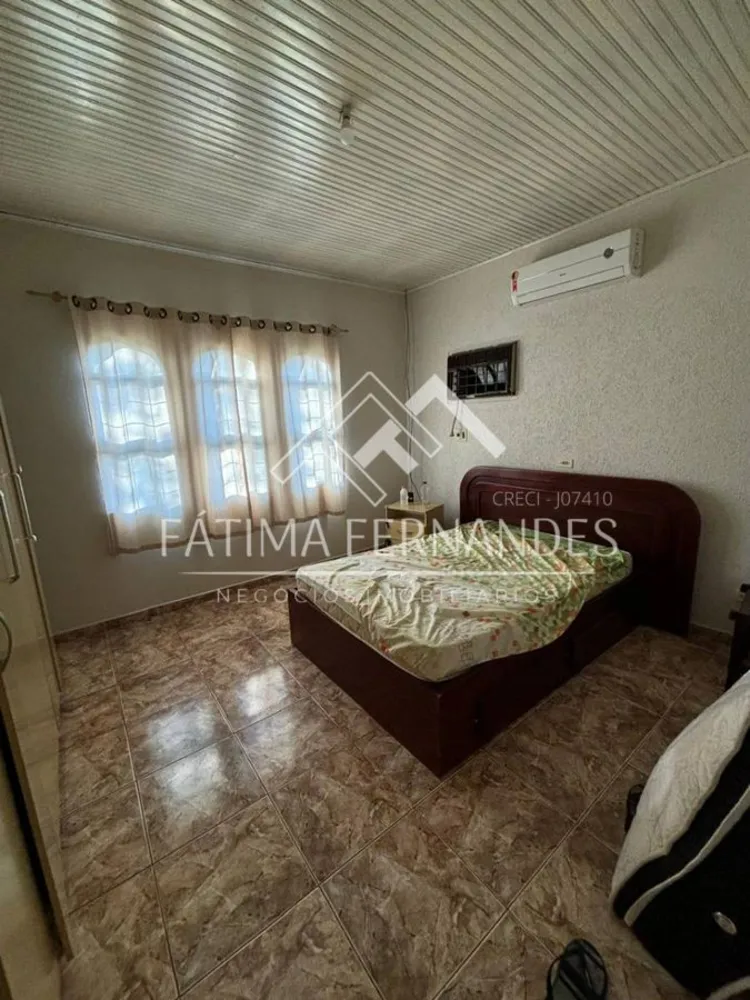 Casa, 3 quartos, 226 m² - Foto 8