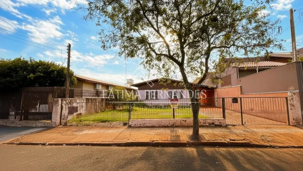 Casa, 3 quartos, 226 m² - Foto 2