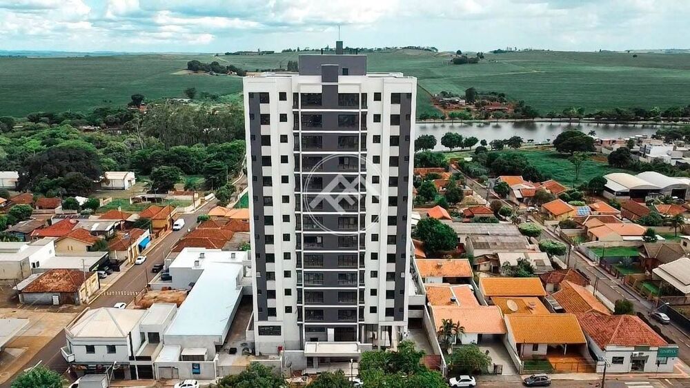 Apartamento à venda com 3 quartos, 110m² - Foto 1