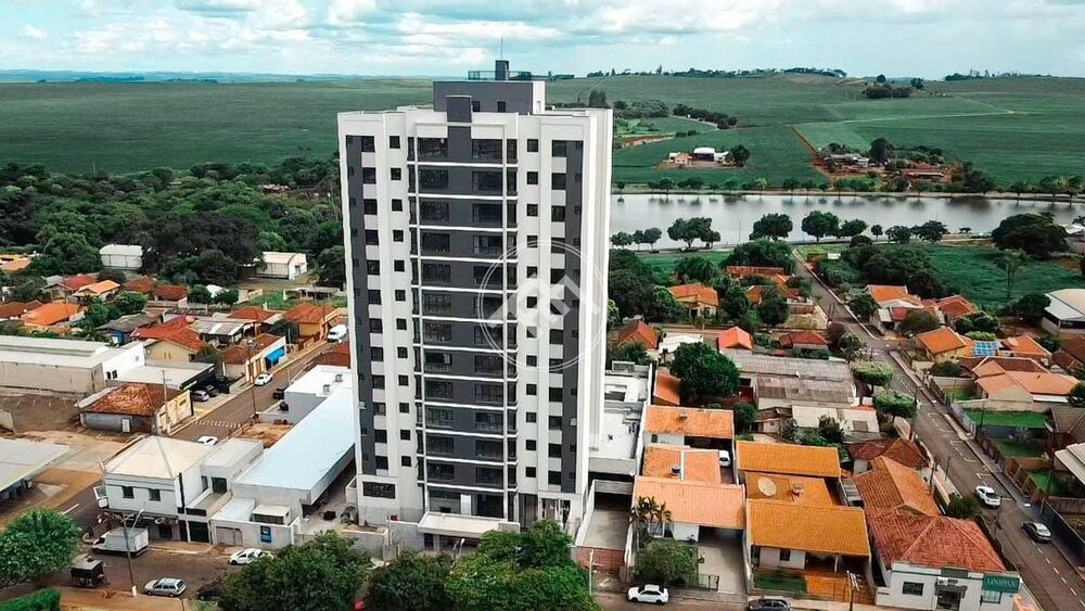 Apartamento à venda com 3 quartos, 110m² - Foto 2