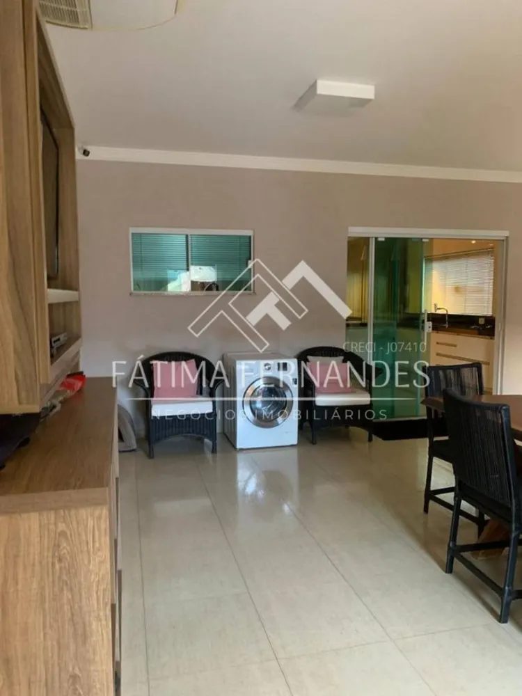 Casa, 3 quartos, 265 m² - Foto 14
