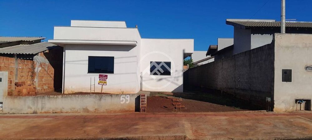 Casa à venda com 2 quartos, 59m² - Foto 1