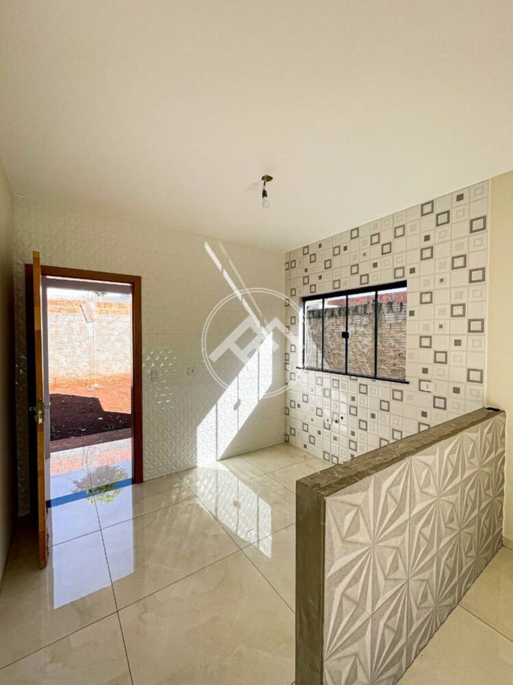 Casa à venda com 2 quartos, 59m² - Foto 5