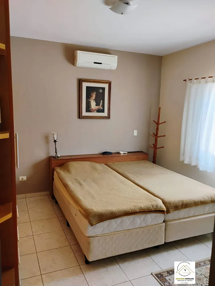 Casa, 3 quartos, 202 m² - Foto 2