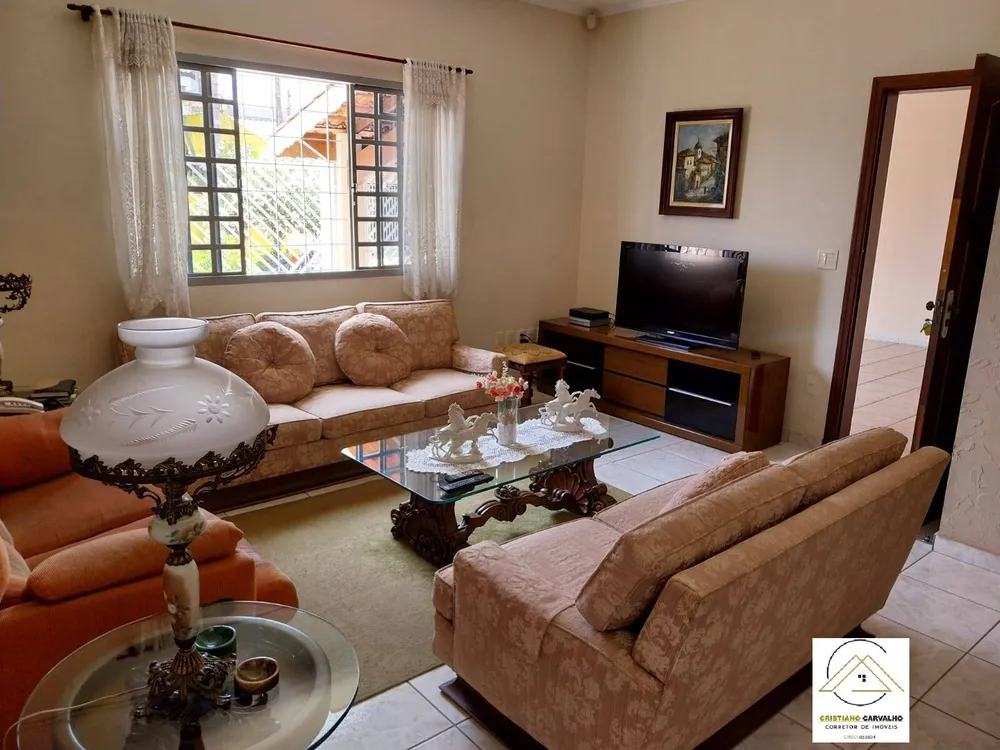Casa, 3 quartos, 202 m² - Foto 3