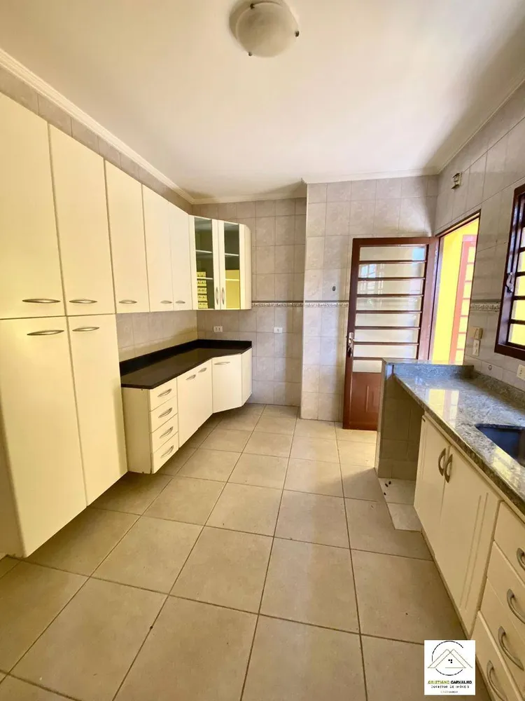 Casa, 3 quartos, 203 m² - Foto 8