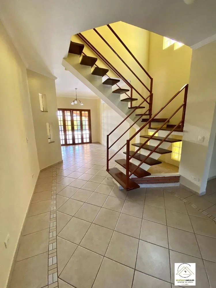 Casa, 3 quartos, 203 m² - Foto 1