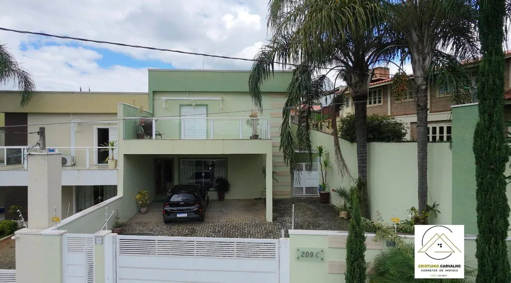 Casa, 3 quartos, 230 m² - Foto 1