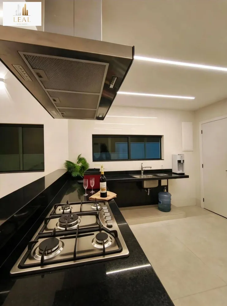 Casa, 3 quartos, 200 m² - Foto 1