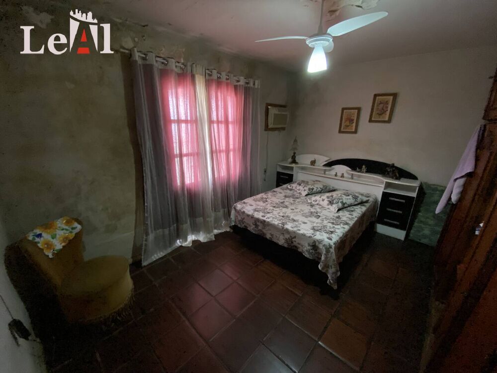 Casa à venda e aluguel com 2 quartos, 125m² - Foto 2