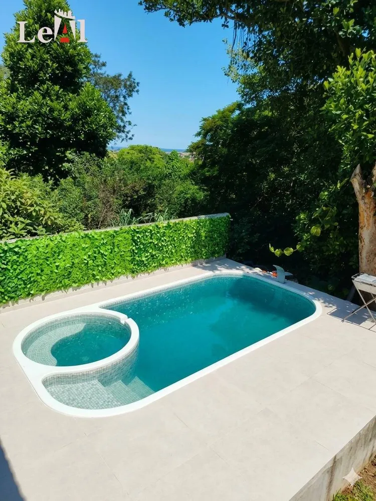 Casa, 4 quartos, 200 m² - Foto 1