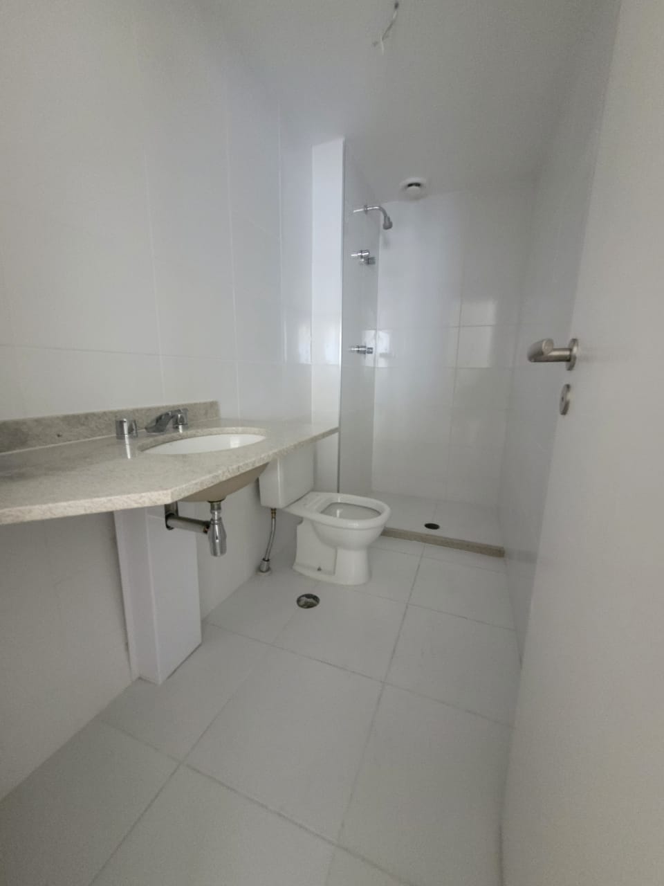 Apartamento à venda com 2 quartos, 71m² - Foto 2