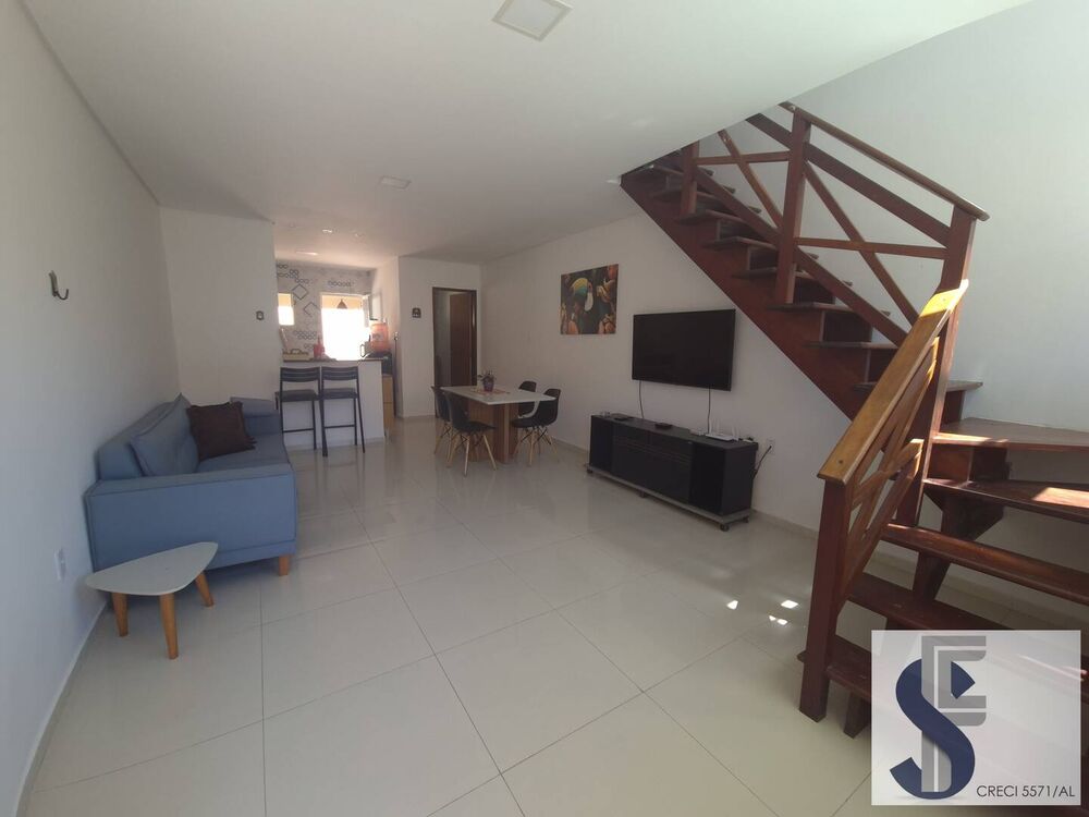 Casa à venda com 2 quartos, 93m² - Foto 1