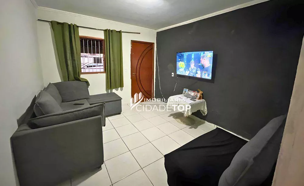 Casa, 3 quartos, 70 m² - Foto 1