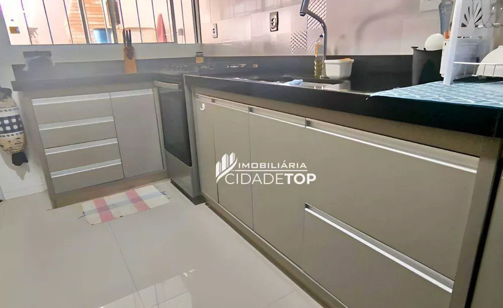 Casa, 3 quartos, 156 m² - Foto 1