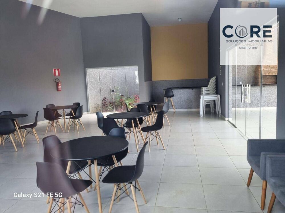 Apartamento à venda com 2 quartos, 44m² - Foto 4