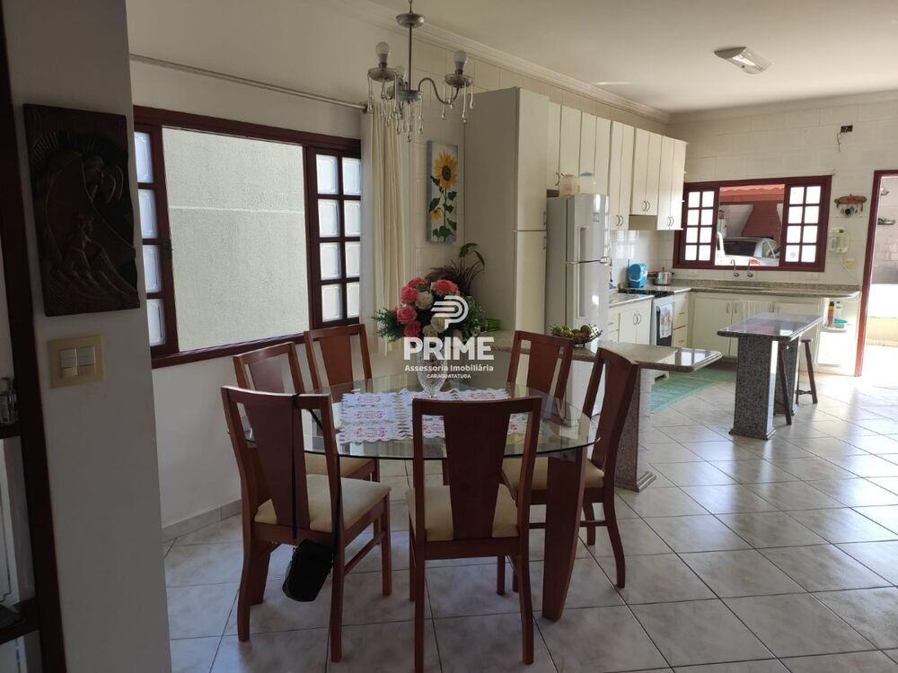 Casa, 5 quartos, 250 m² - Foto 2