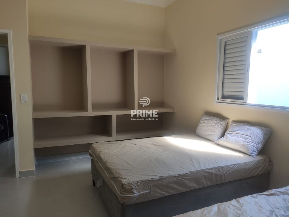 Casa à venda com 3 quartos, 208m² - Foto 3