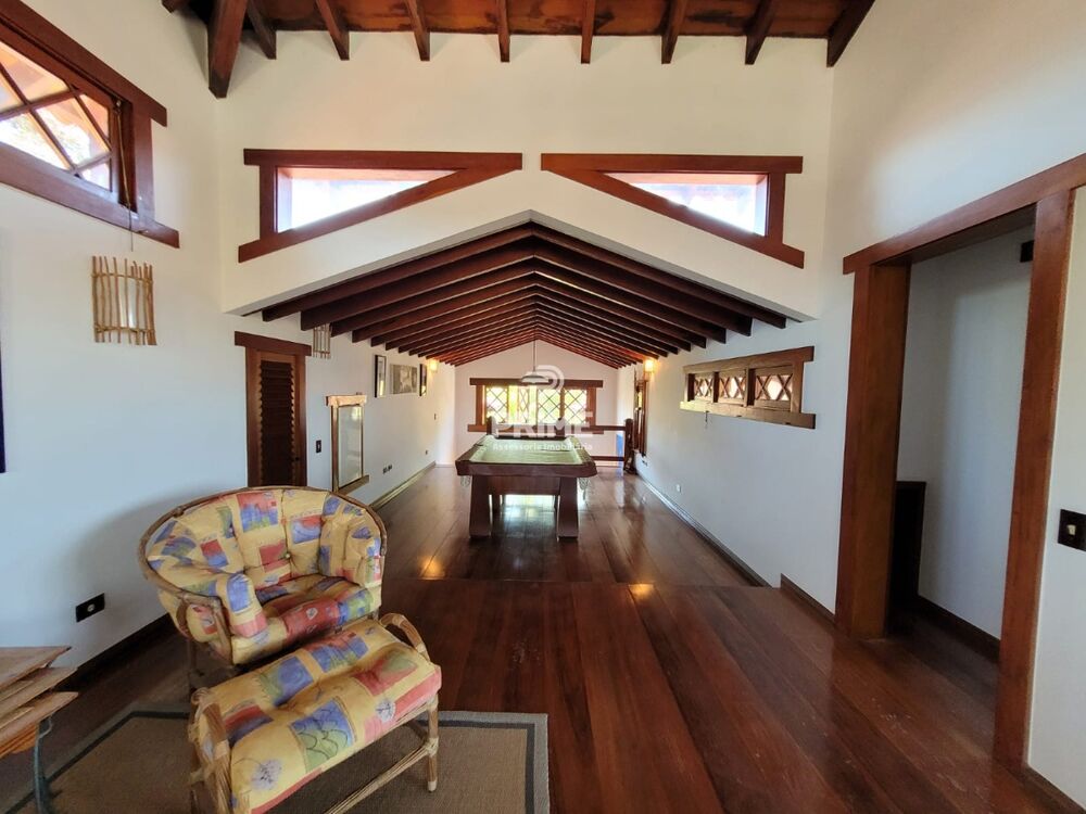 Casa, 4 quartos, 240 m² - Foto 2