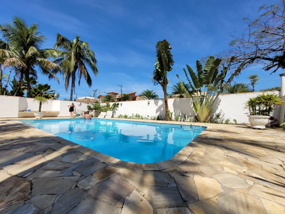 Casa, 4 quartos, 240 m² - Foto 17