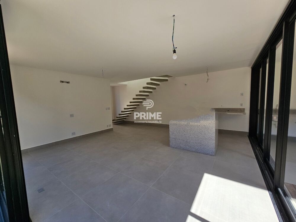 Sobrado à venda com 3 quartos, 194m² - Foto 4