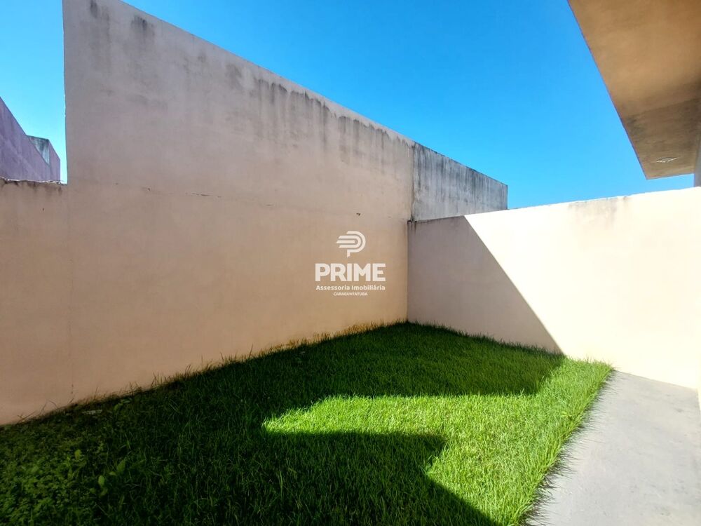 Casa à venda com 2 quartos, 64m² - Foto 15