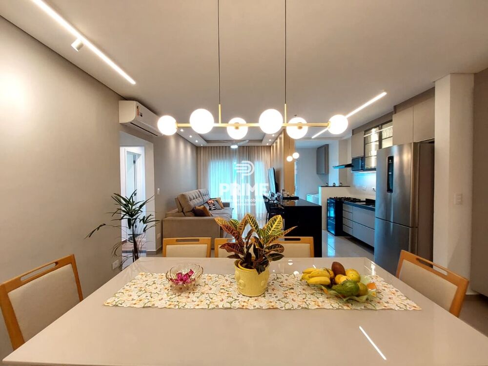 Apartamento à venda com 2 quartos, 80m² - Foto 2
