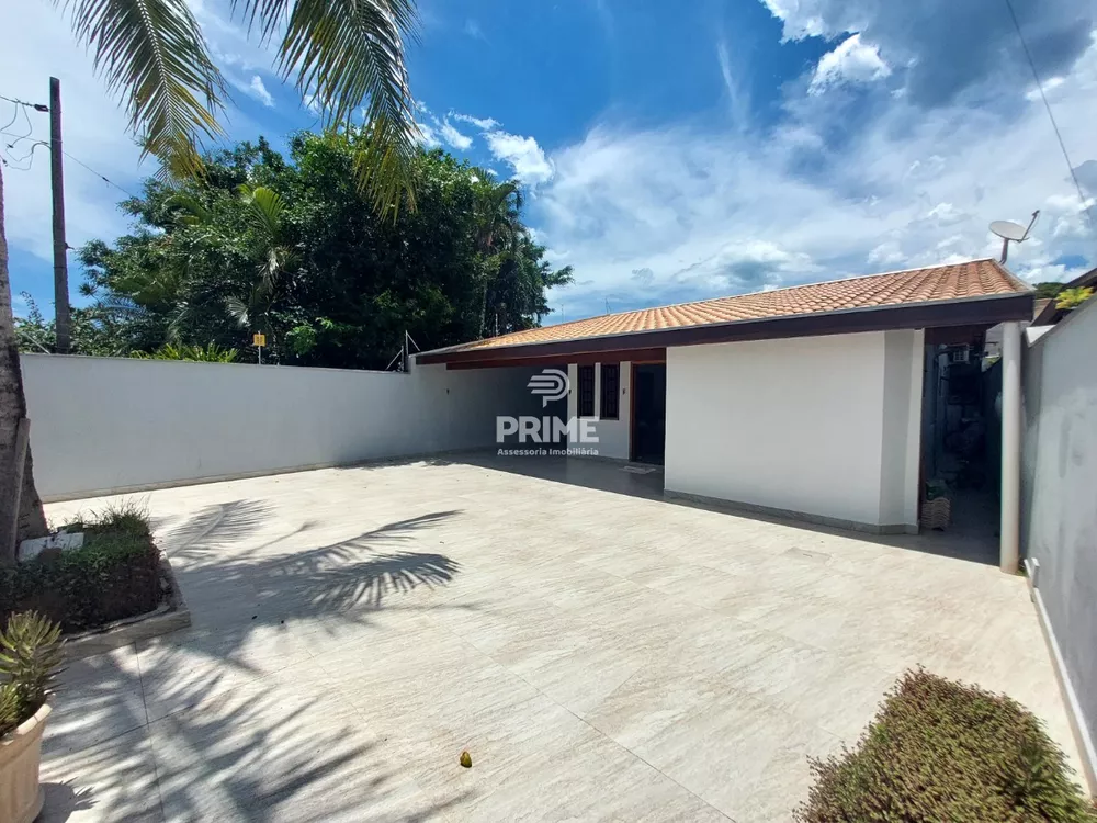 Casa, 3 quartos, 168 m² - Foto 2