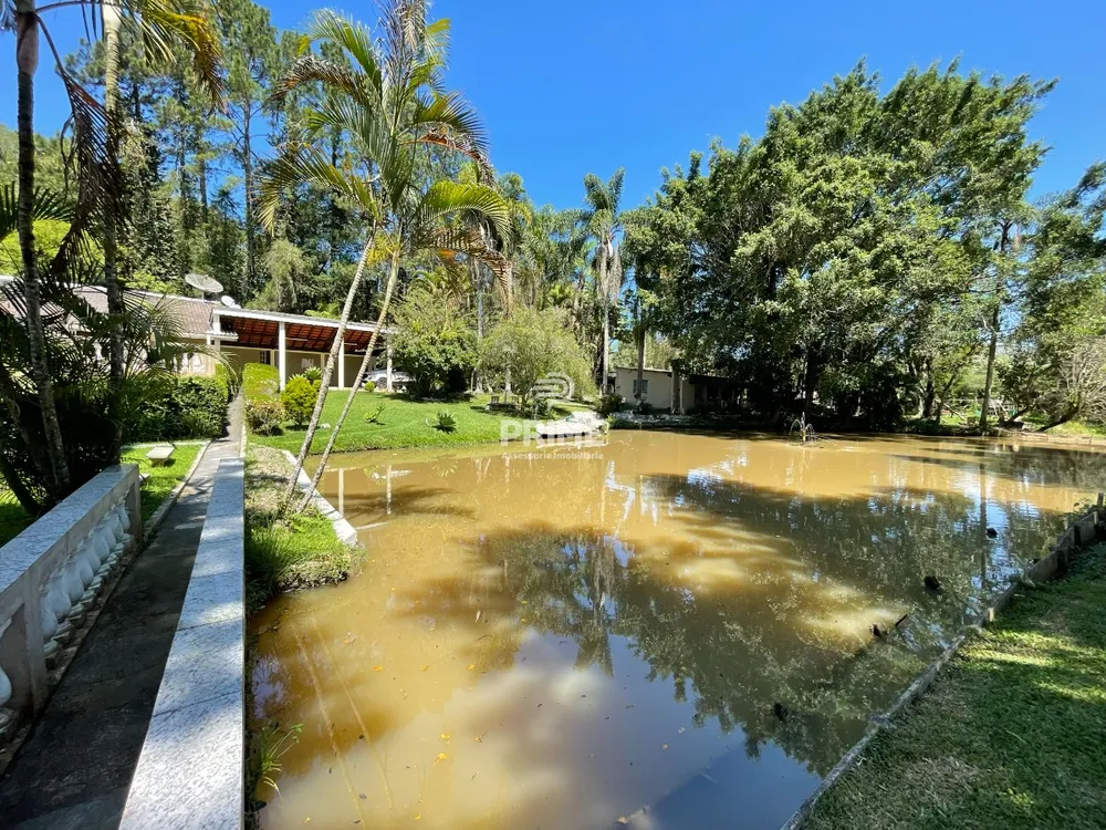 Chácara, 5 quartos, 21 m² - Foto 1