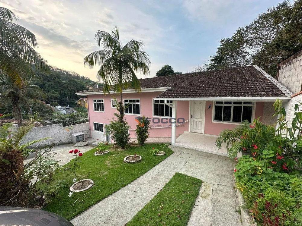 Casa, 3 quartos, 105 m² - Foto 1