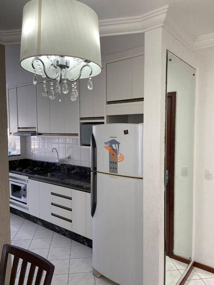 Apartamento à venda com 3 quartos, 76m² - Foto 3
