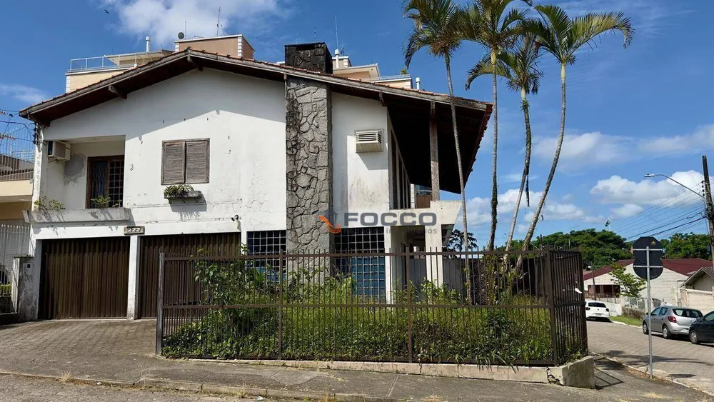 Casa, 5 quartos, 320 m² - Foto 2