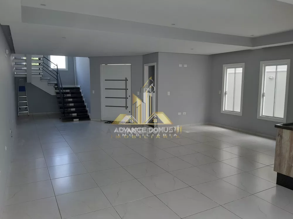 Sobrado, 4 quartos, 212 m² - Foto 2