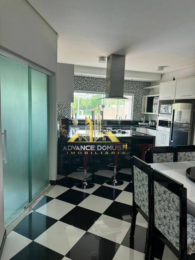 Casa de Condomínio, 4 quartos - Foto 1