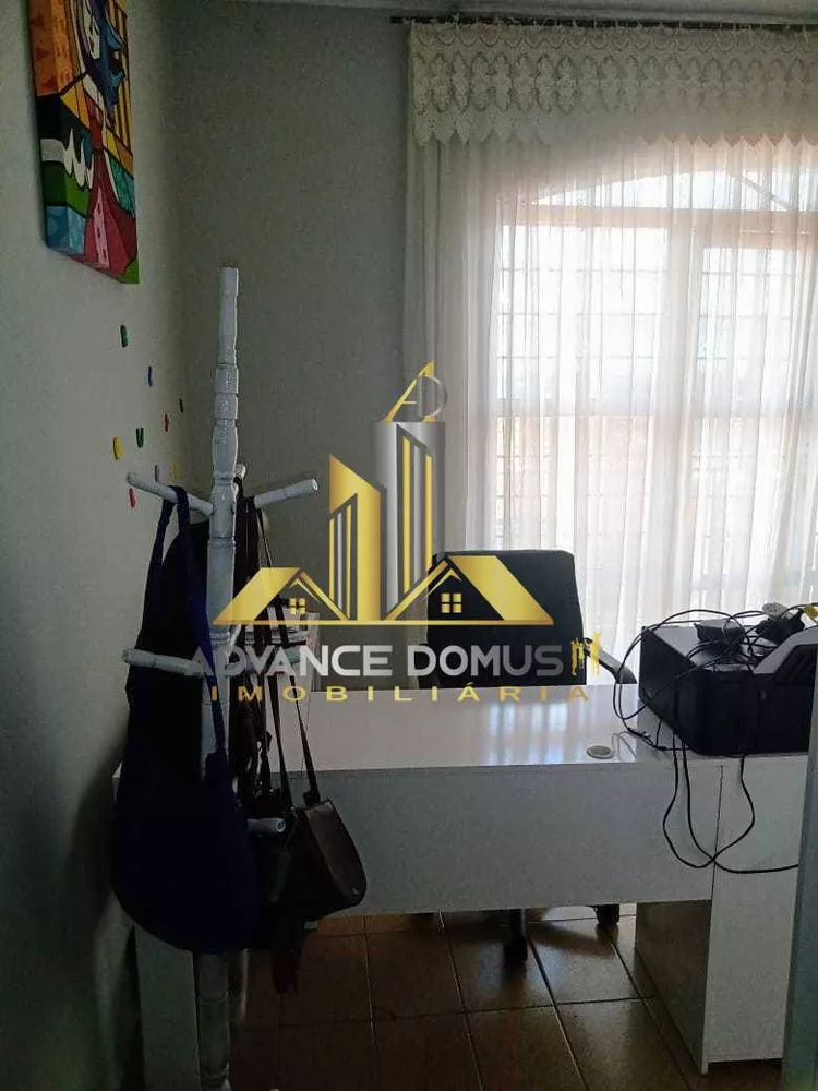 Casa, 3 quartos, 174 m² - Foto 1