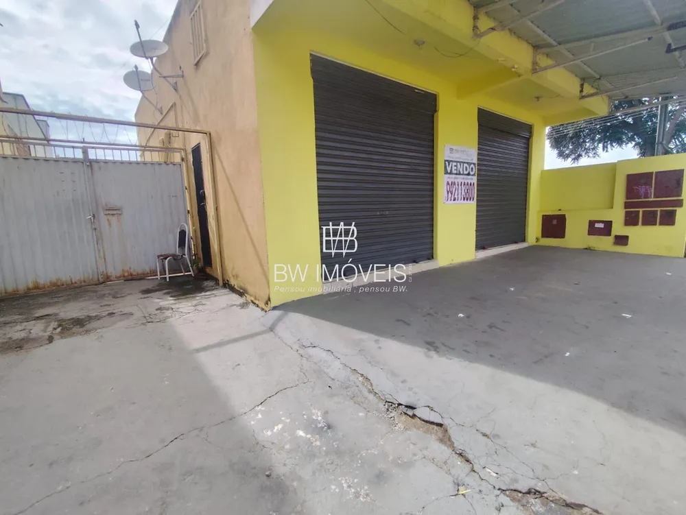 Sala-Conjunto, 300 m² - Foto 1