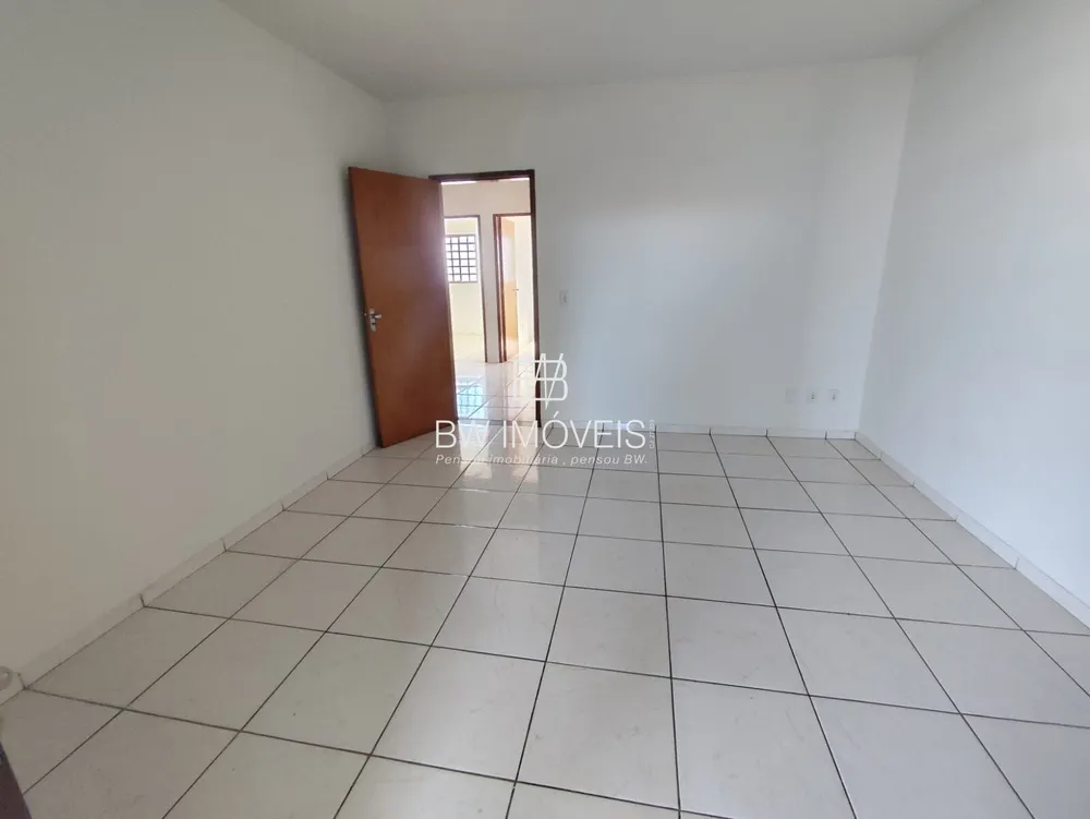 Sobrado, 4 quartos, 233 m² - Foto 2