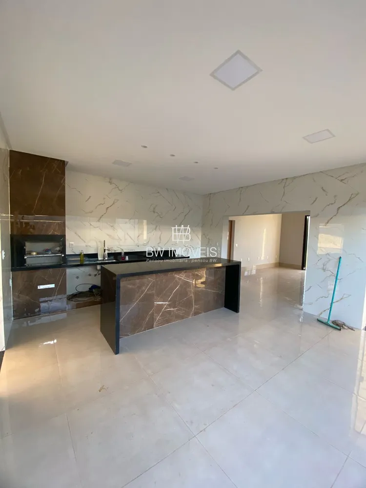 Casa, 3 quartos, 165 m² - Foto 2
