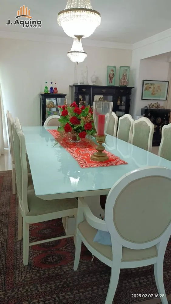 Casa, 4 quartos, 278 m² - Foto 13