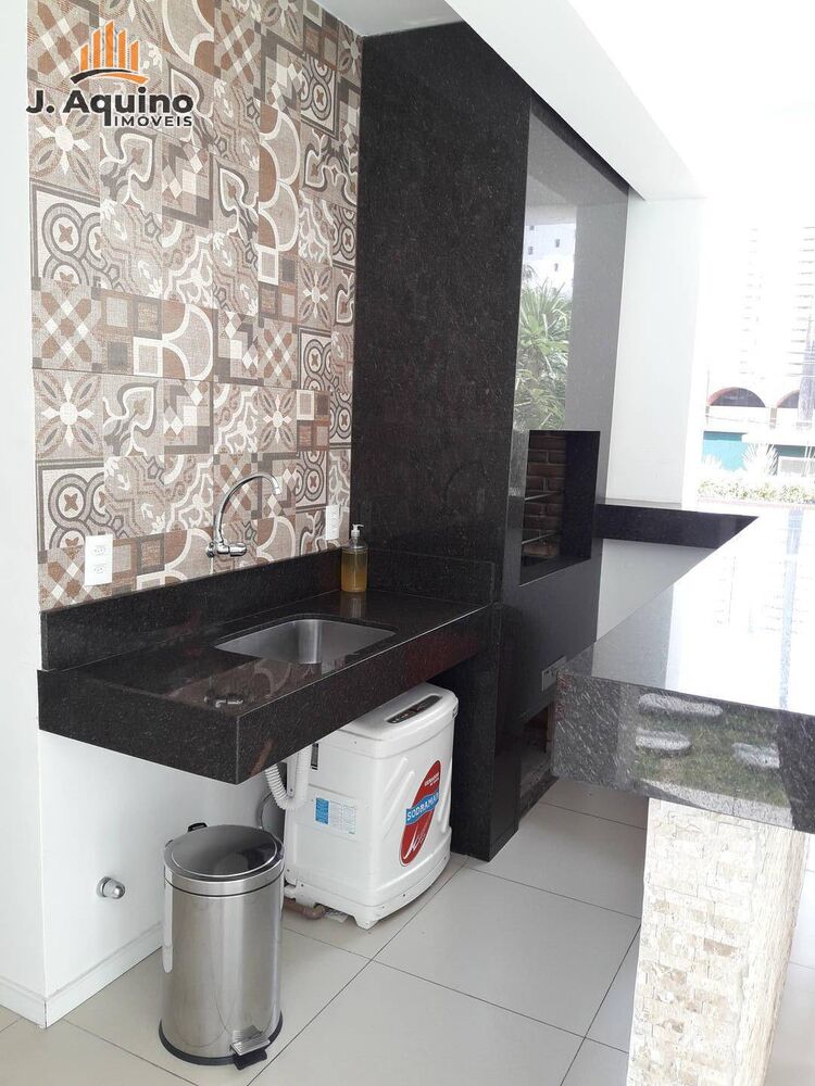 Apartamento à venda com 4 quartos, 150m² - Foto 4