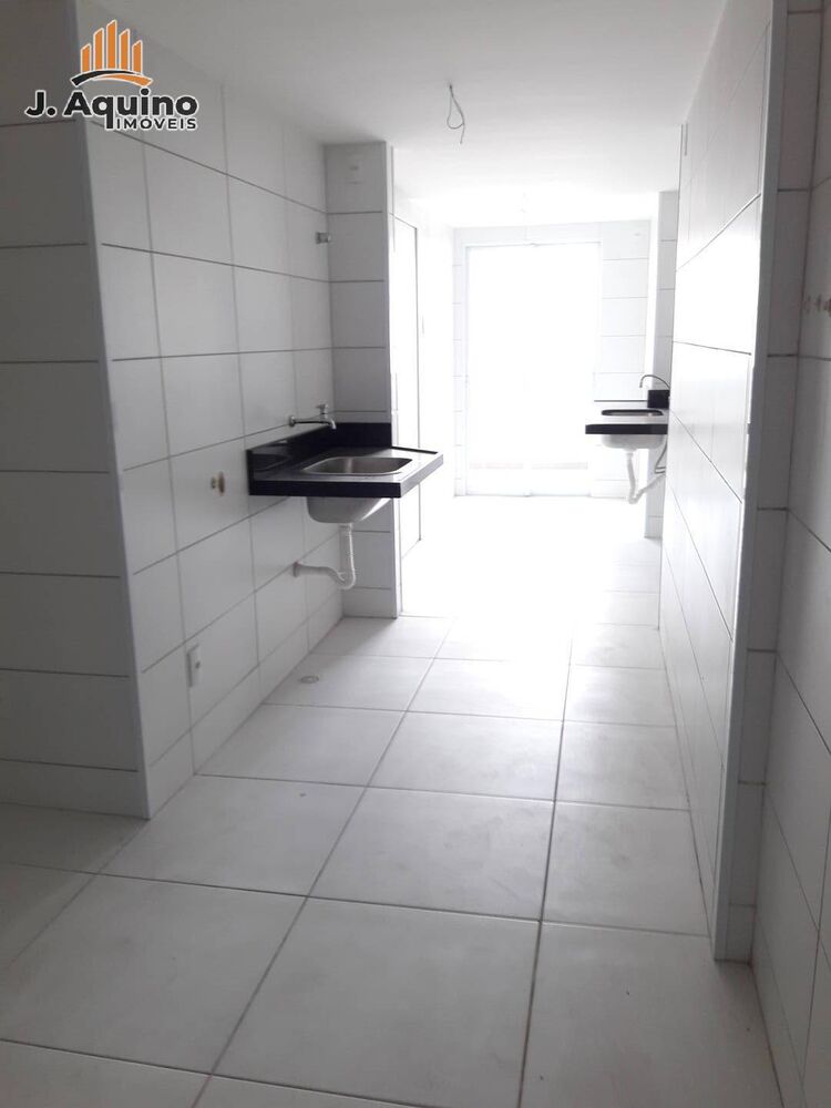 Apartamento à venda com 4 quartos, 150m² - Foto 3