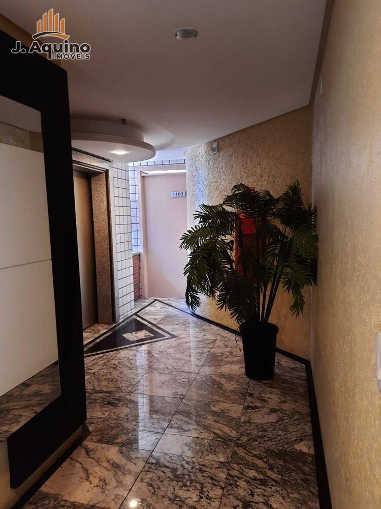 Apartamento à venda com 4 quartos, 158m² - Foto 3