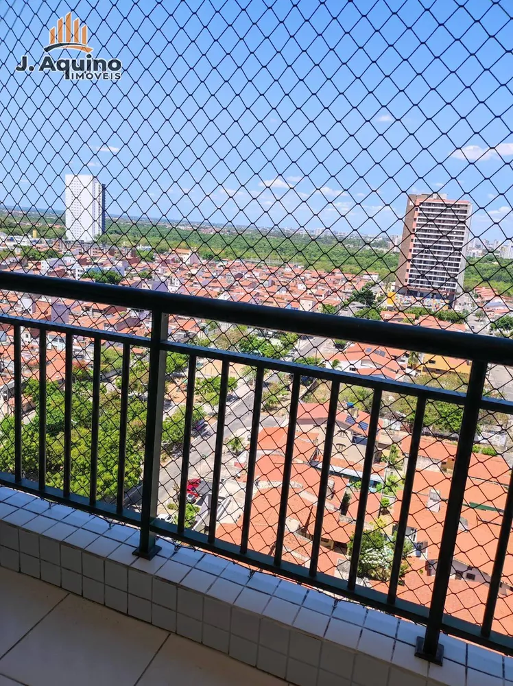 Apartamento à venda com 3 quartos, 70m² - Foto 2